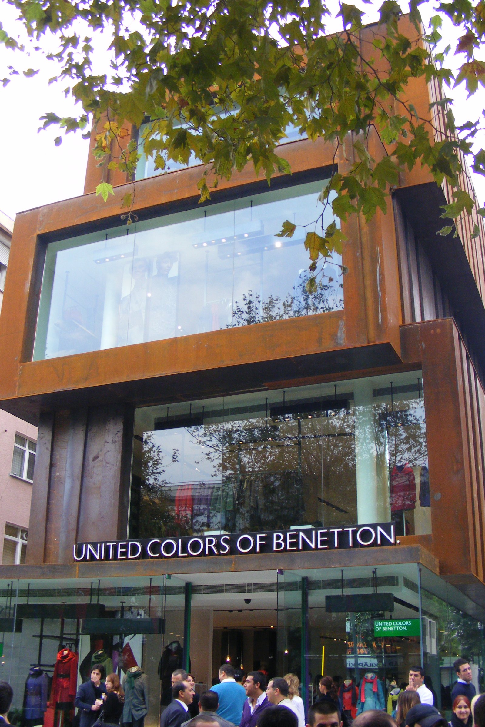 Benetton Cadde