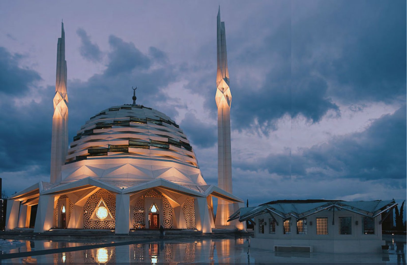 Marmara Üniversitesi İlahiyat Fakültesi Camii